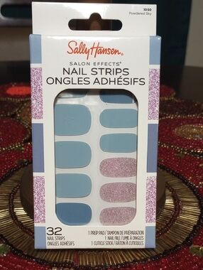 🇺🇲 Nail Strips Set Of (32)